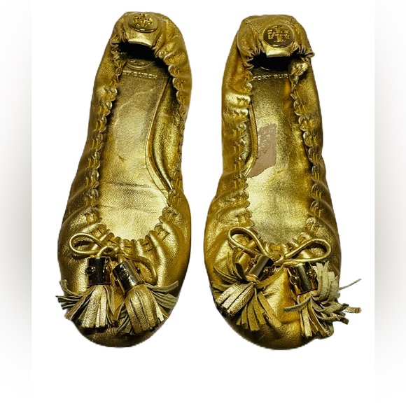 Tory Burch Reese Distressed Gold Tassel Leather Ballet Flats Size 8 - Picture 2 of 10